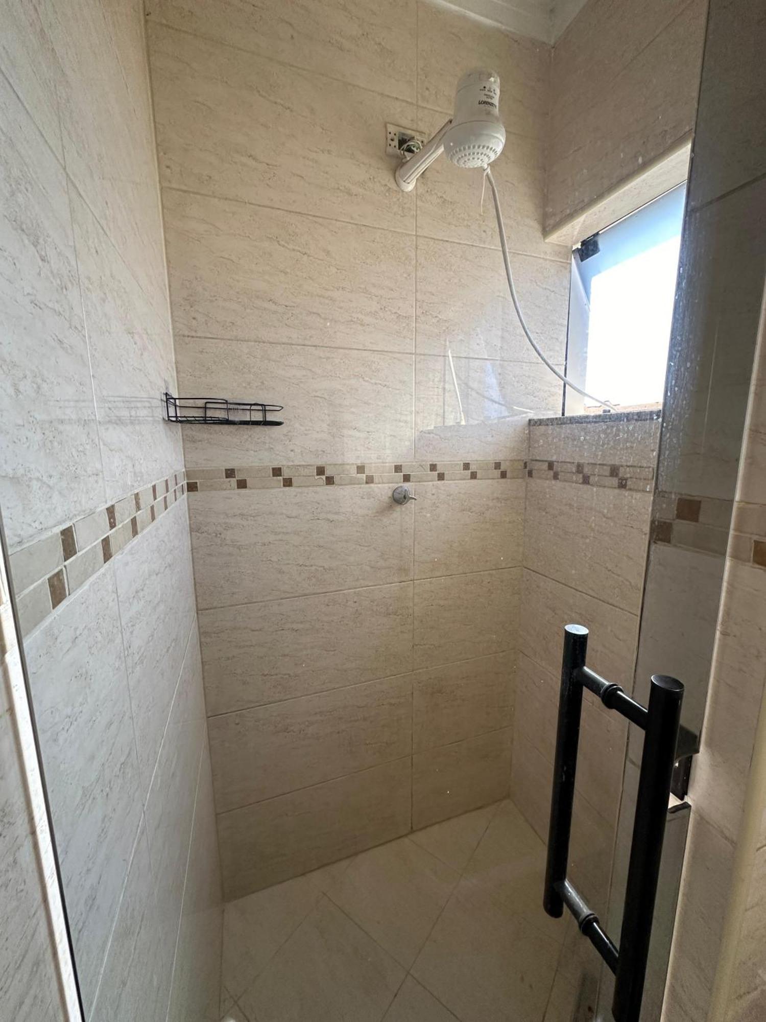 Hotel E Santos Dumont 2*